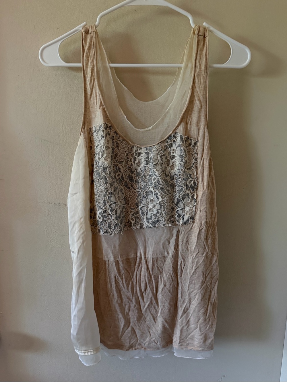 Vera Wang Beige & Ivory Lace Layered Tank Top